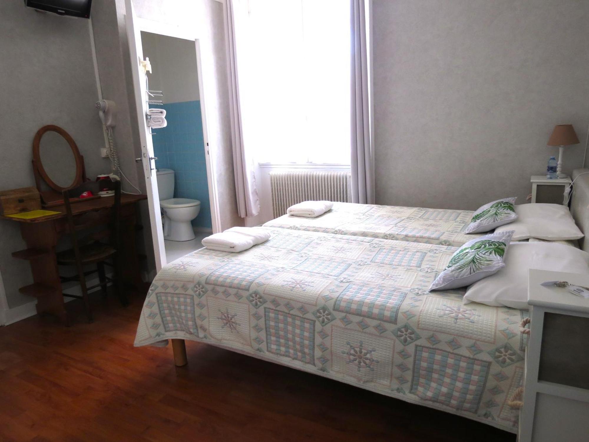 Hotel Au Petit Bearn Salies-de-Béarn Eksteriør billede